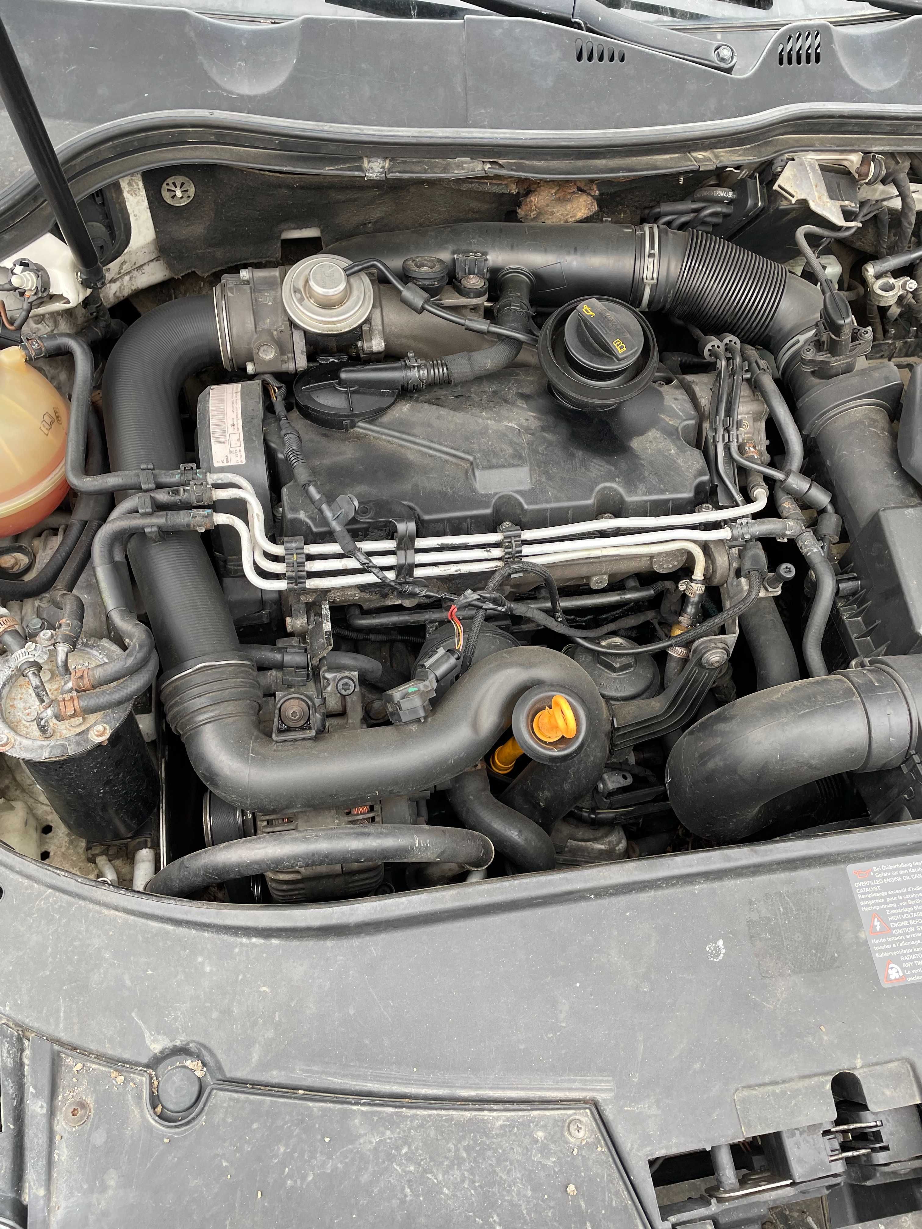 Piese VW Passat B6 portbagaj stop kit ecu calculator etrier motoras ax