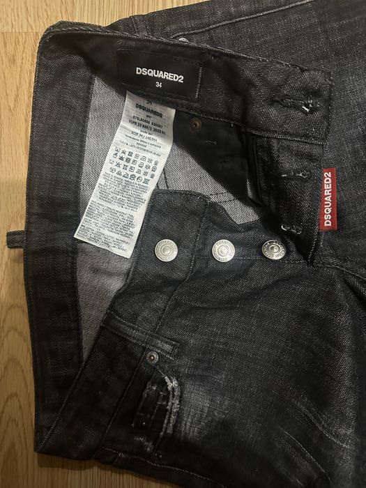 Vând blugi DSQUARED2 originali