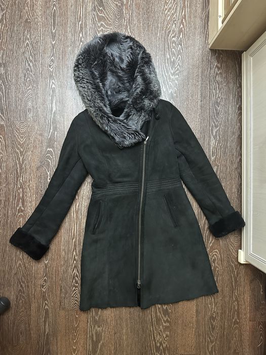 Продам зимнюю дубленку