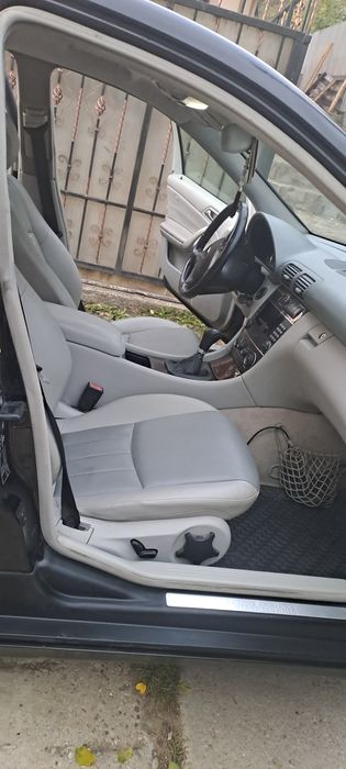 VAND Mercedez Benz