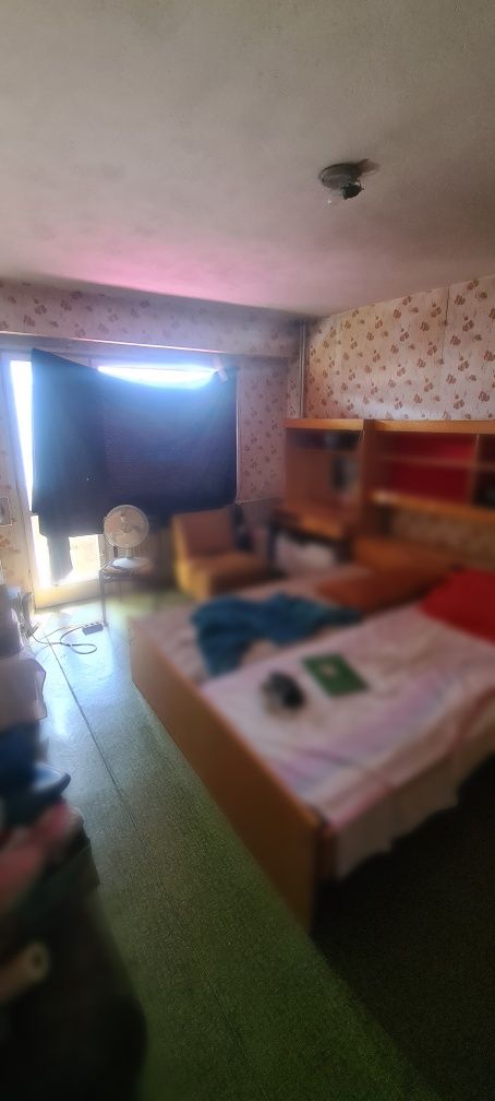 Продава се Двустаен апартамент в Бургас, Славейков - 60 кв.м за 1584 €/кв.м - Снимка #1