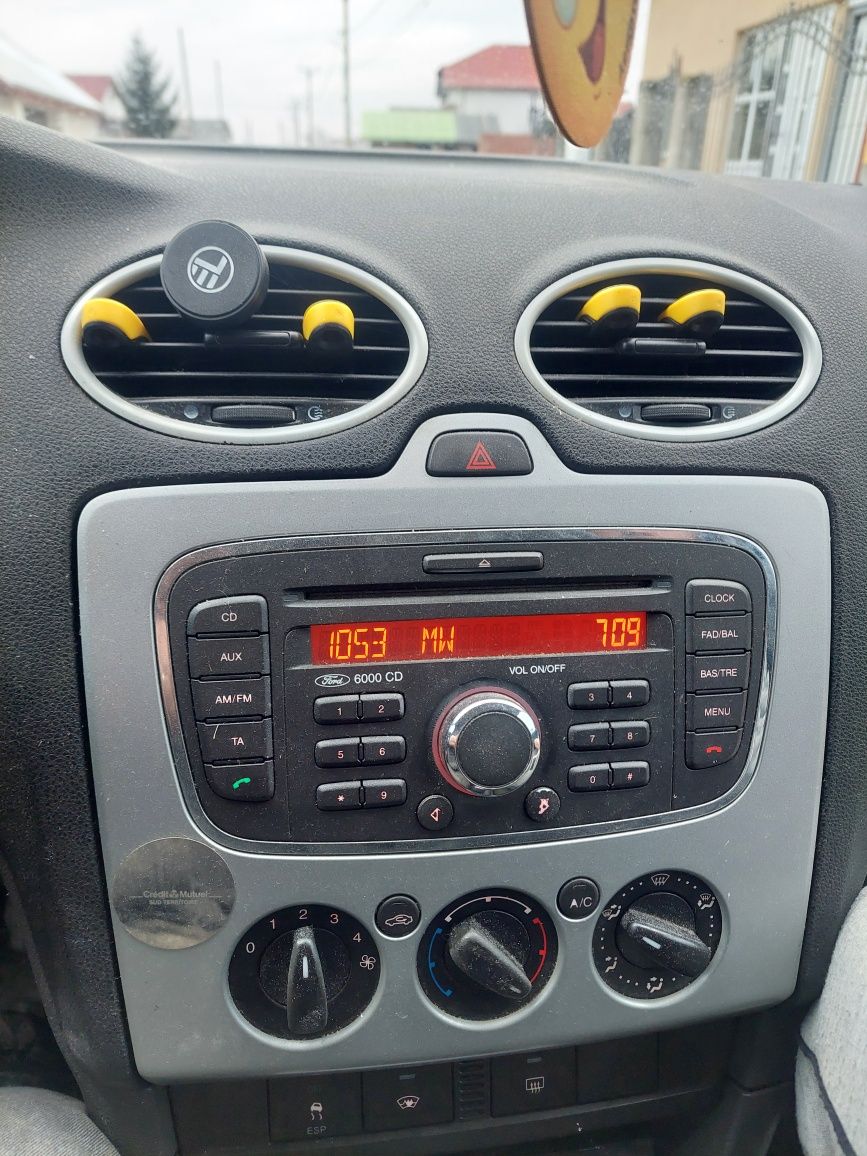 Ford focus 2007 .