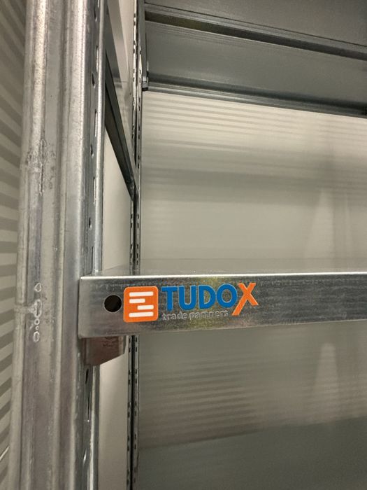 Rafturi cu polite zincate modulare