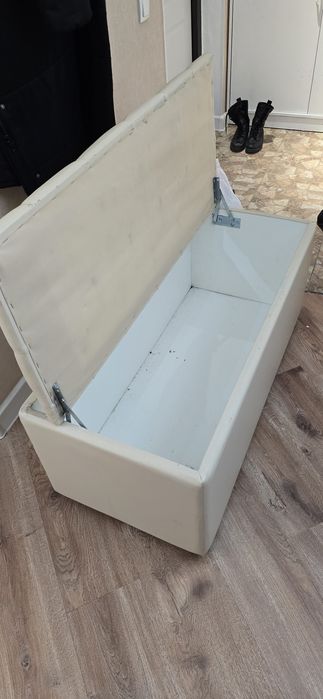 Пуфик в прихожую