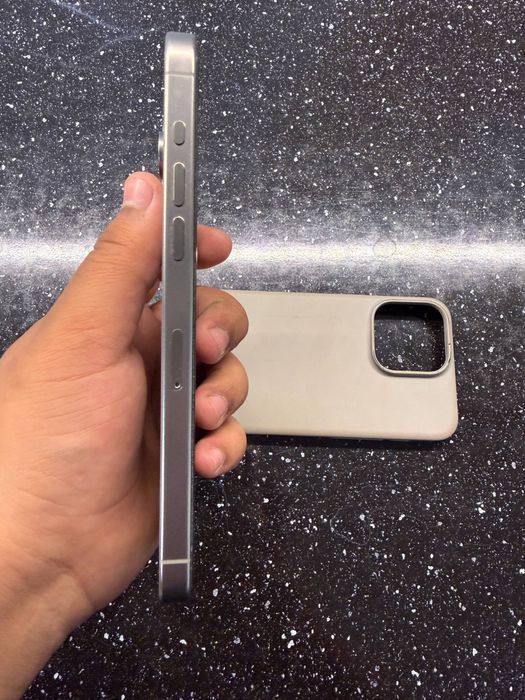 Iphone 15 pro max Ideal