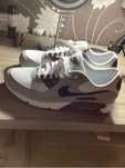 Air max 90 grii cu visiniu marimea 44.5