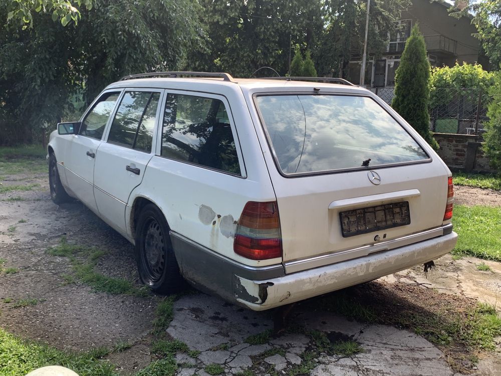 Mercedes E250D W124 На части