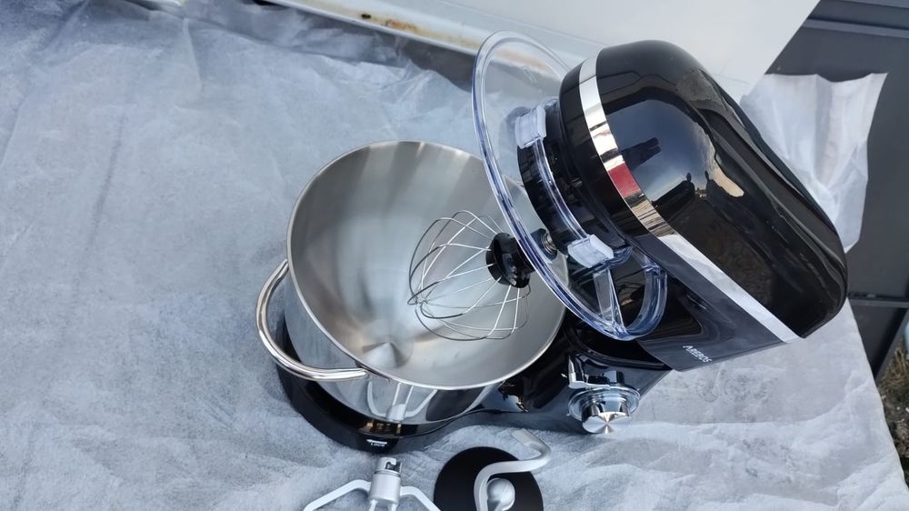 Malaxor pt prăjituri dd 1500vwati nou