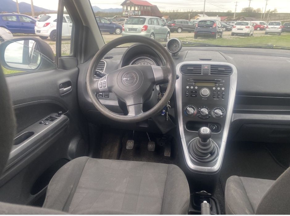 Vând Opel Agila B