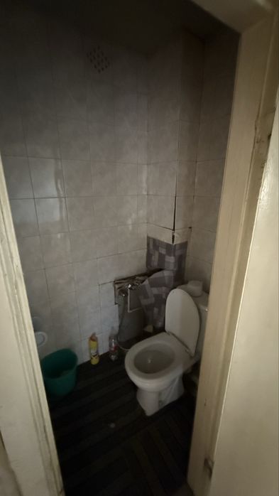 Продается своя квартира на Бадамзаре 2/4/4