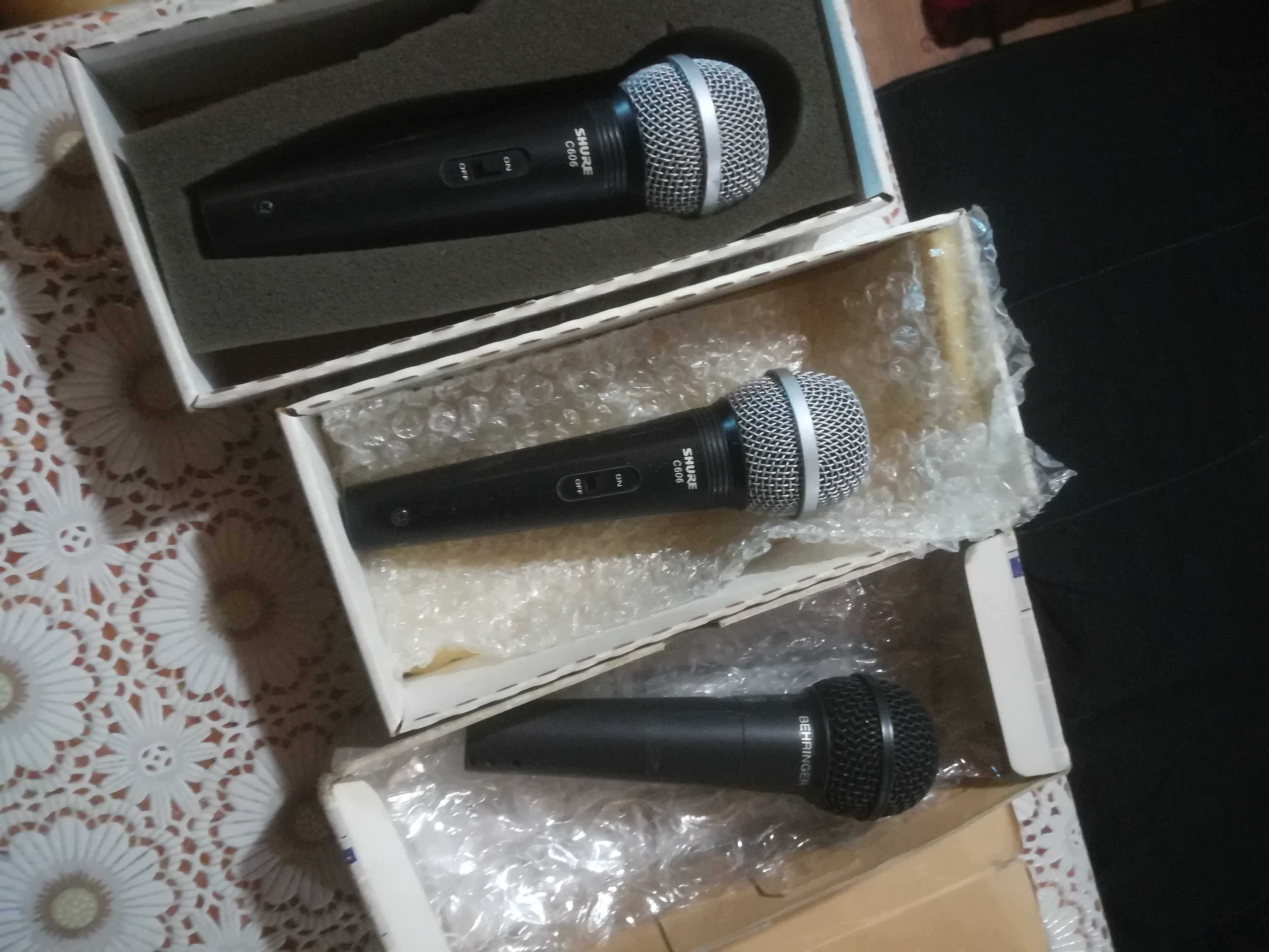 Продавам микрофони SHURE С 606