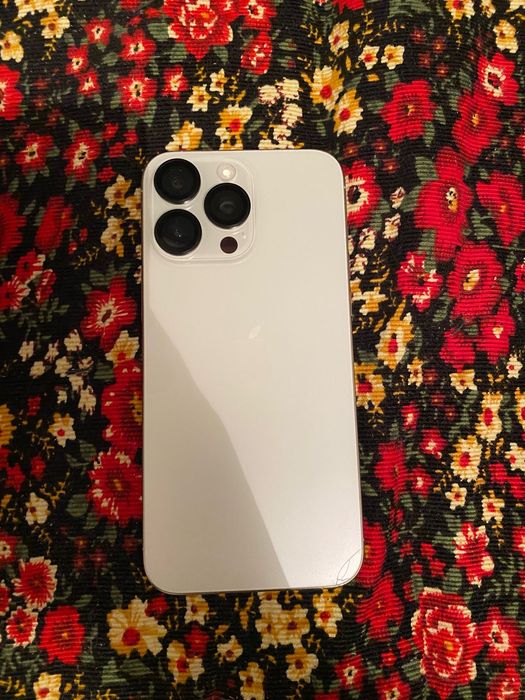 Айфон 15 про мах