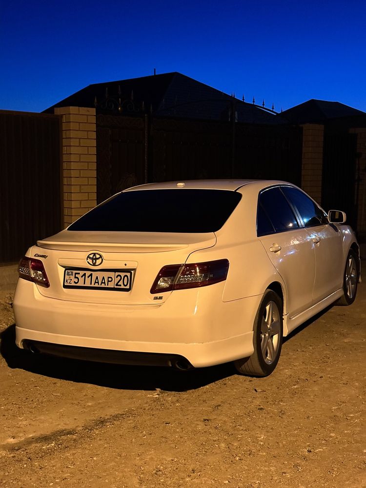 Продам Toyota Camry 2010