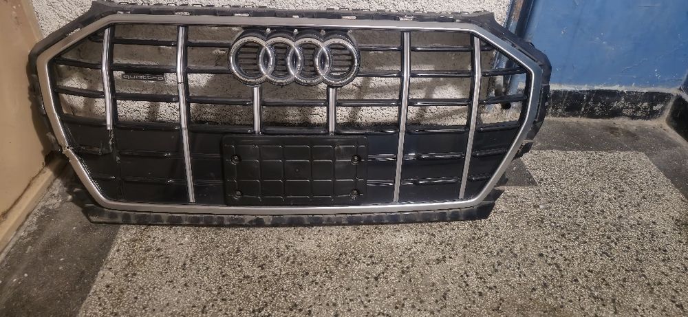 Предна решетка ауди/audiq5