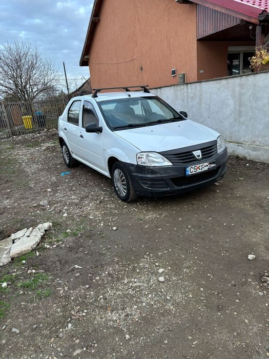 Vând sau schimb Logan