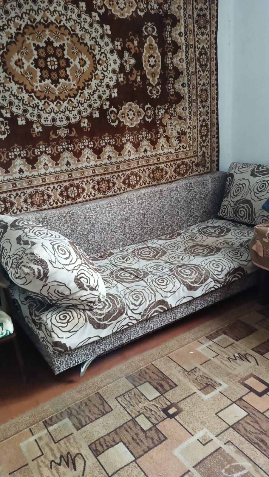 Продам диван-тахту