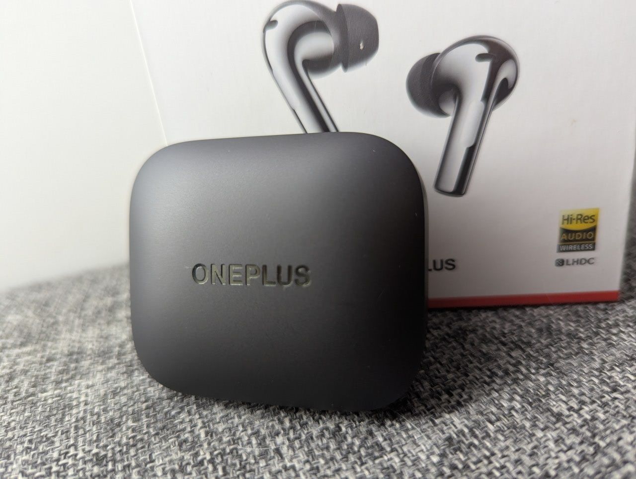 One Plus Buds 3, новый, срочно продам