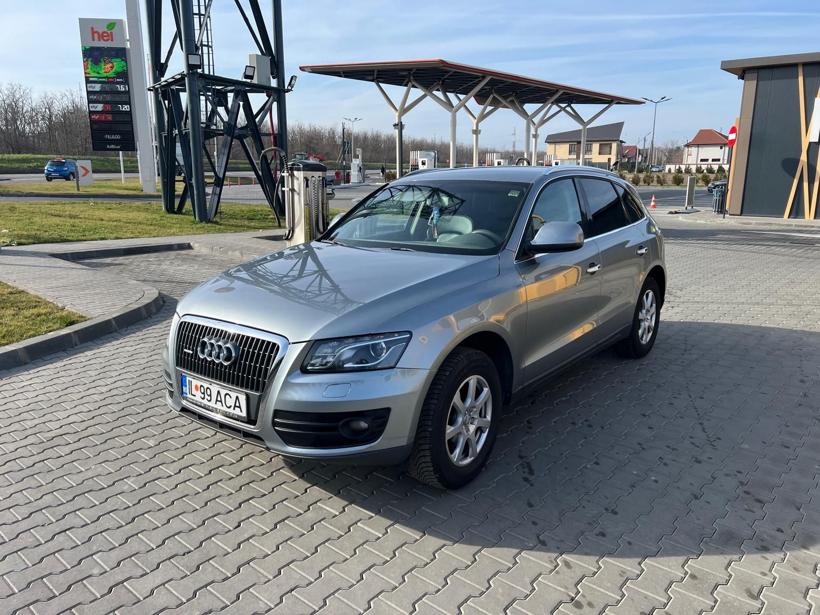 Audi Q5,motor 2.0tdi 177cp 4×4, cutie manuala, 280.000 km reali