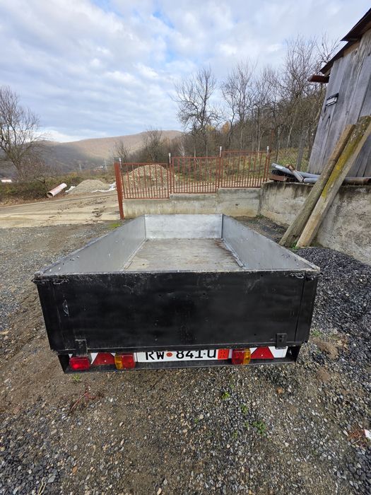 Vând remorcă 800kg