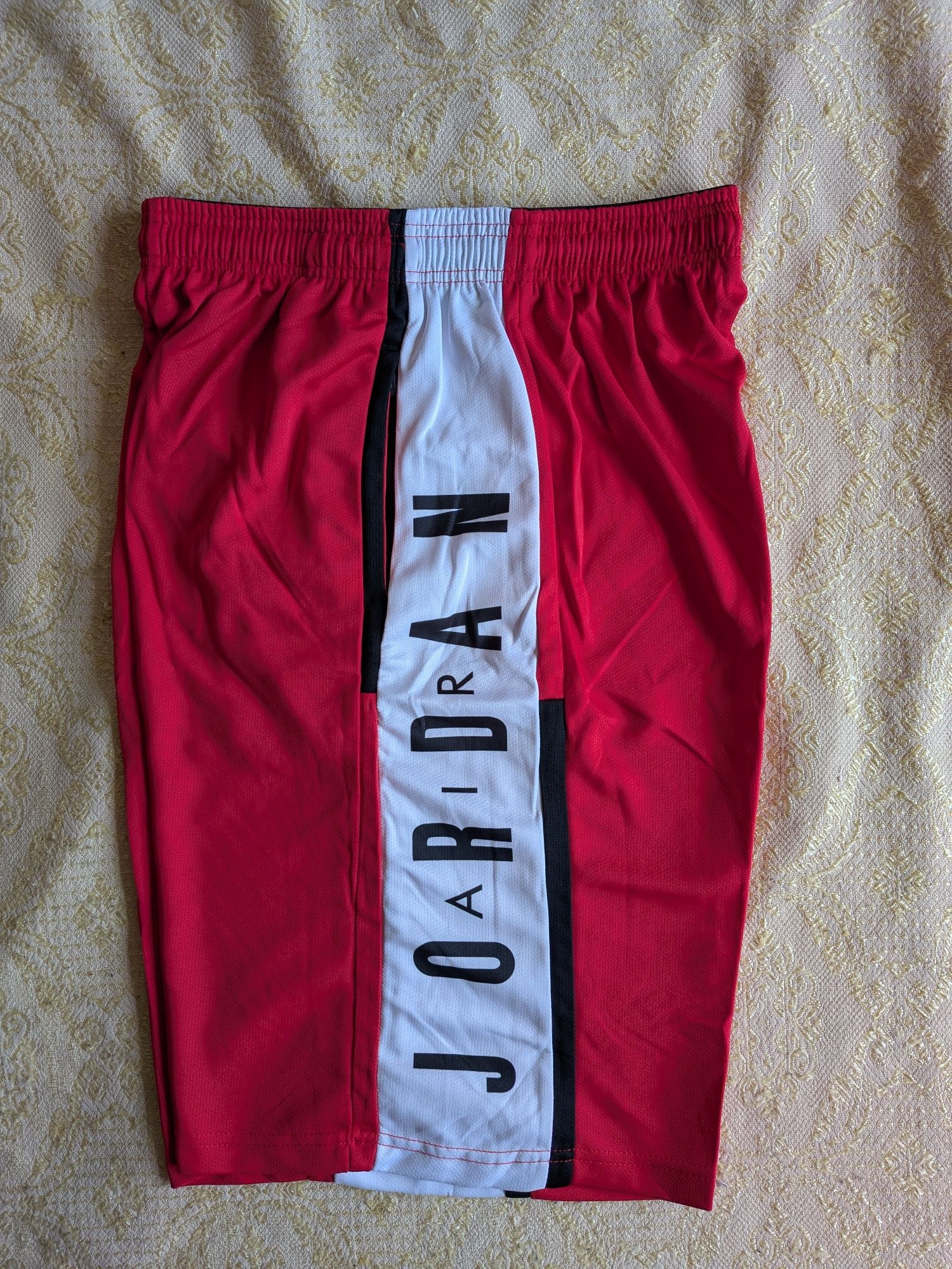 Шорти Air Jordan червено/бяло  XL