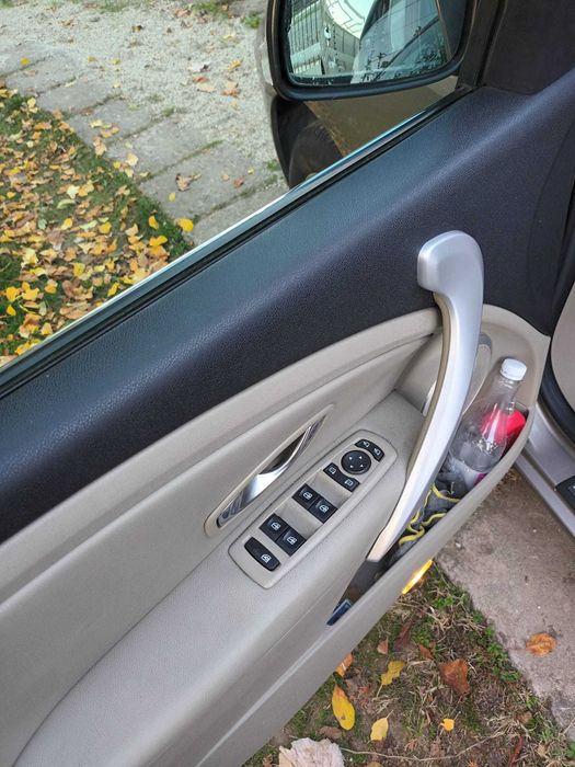 Renault Fluence 1.6 Benzină