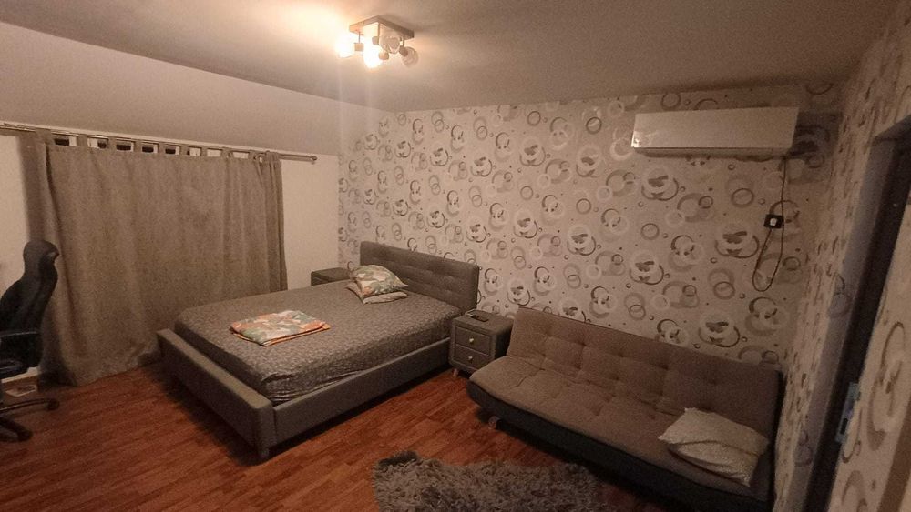 Camera de locuit gratuita ,barter servicii administrative