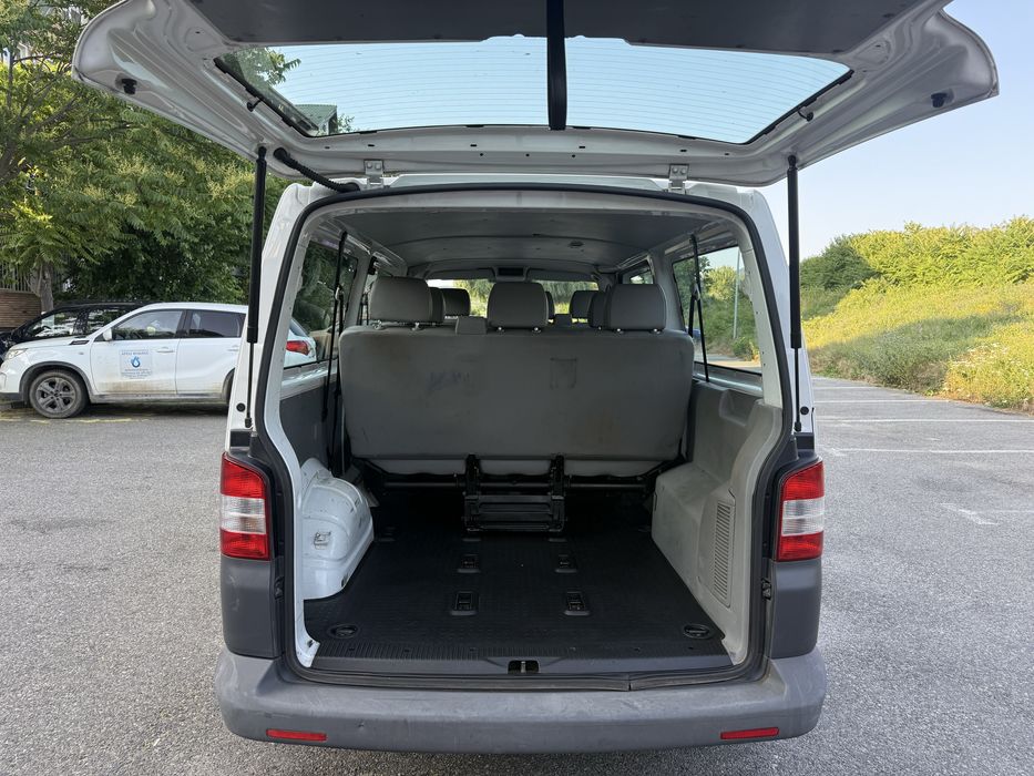 VW Transporter T5 Modelul Lung 2.0 Tdi Euro 5 cu 8+1 Locuri