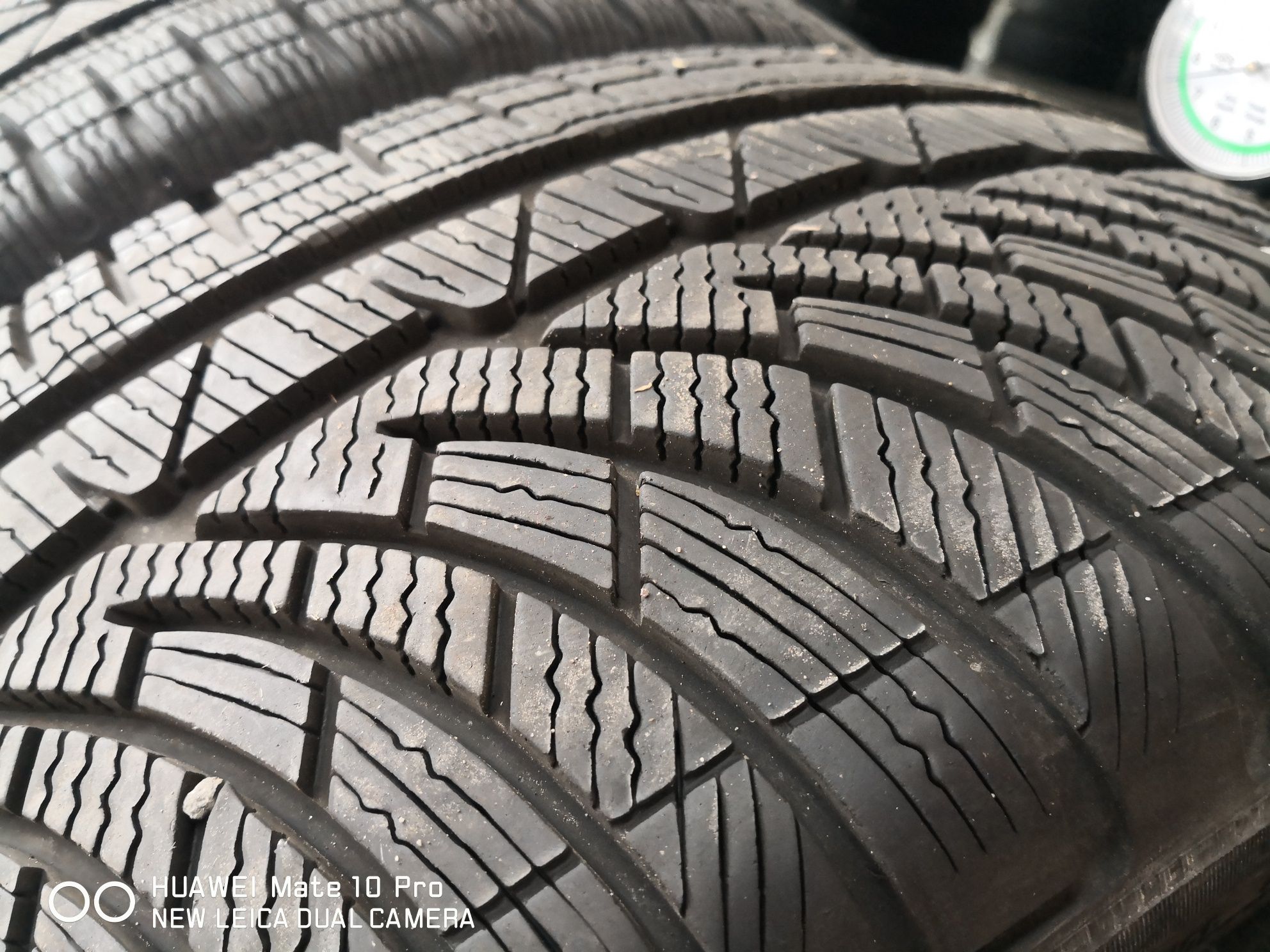 245 45 18 цола гуми като нови Michelin RFT dot 22