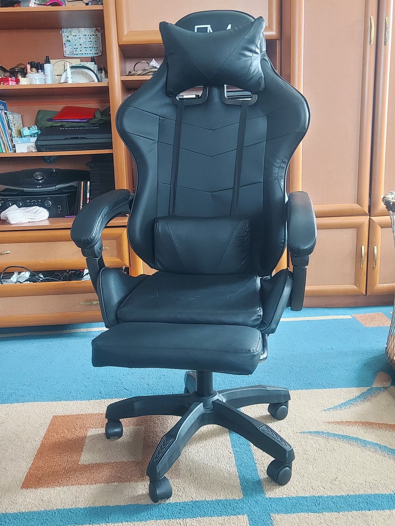 Продам игровое кресло