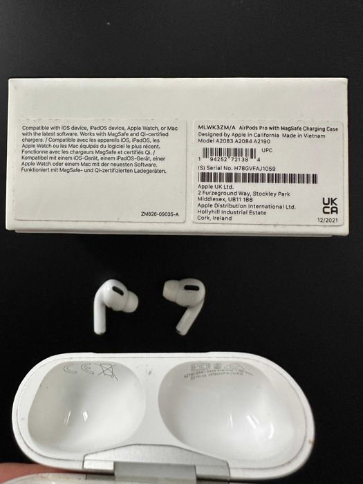 Carcasa + casti Airpods Pro 1 - Magsafe