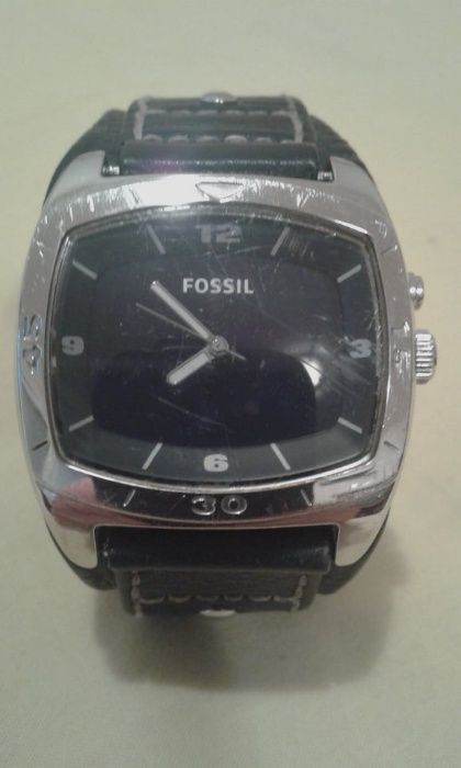 Часовник FOSSIL / Фосил /