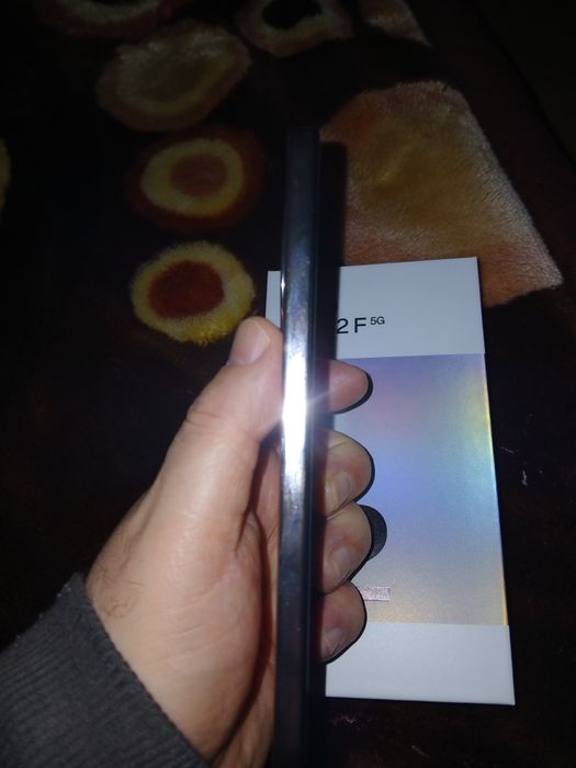 Vând oppo 12f 5g nou