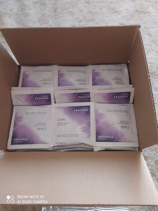 Коробка черного чая со специями