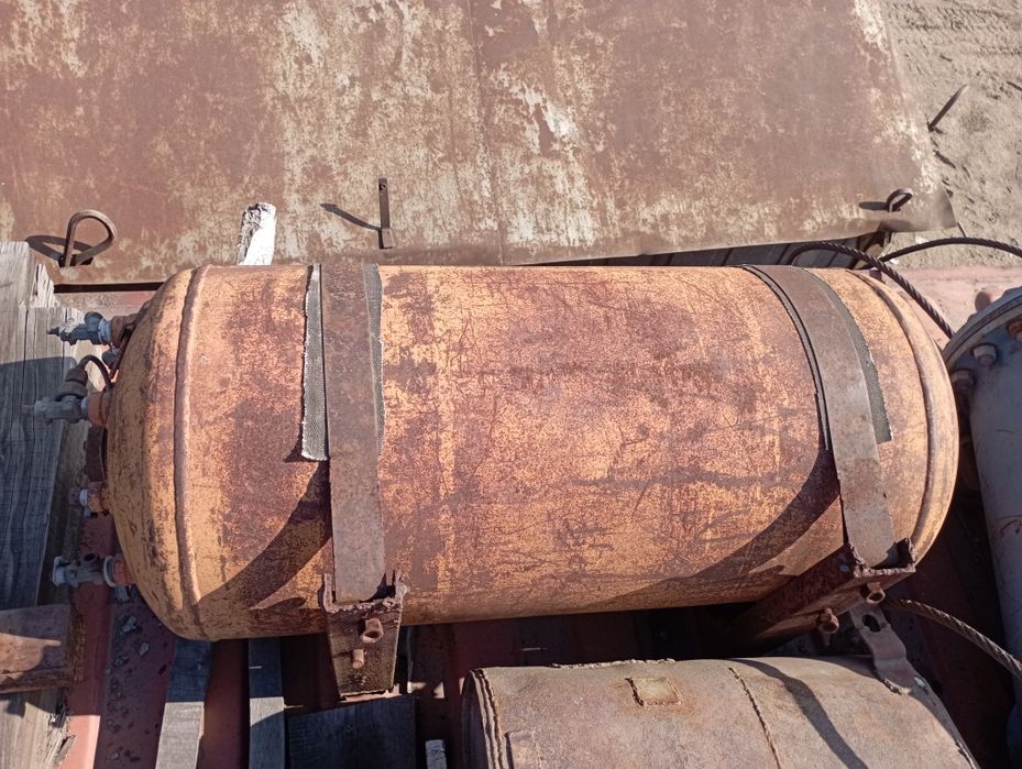 Продам газ балон