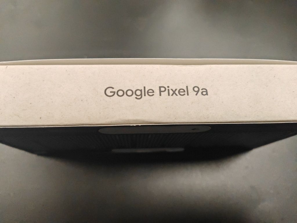 Чисто нов Google Pixel 9a 8 GB RAM 128 GB RAM