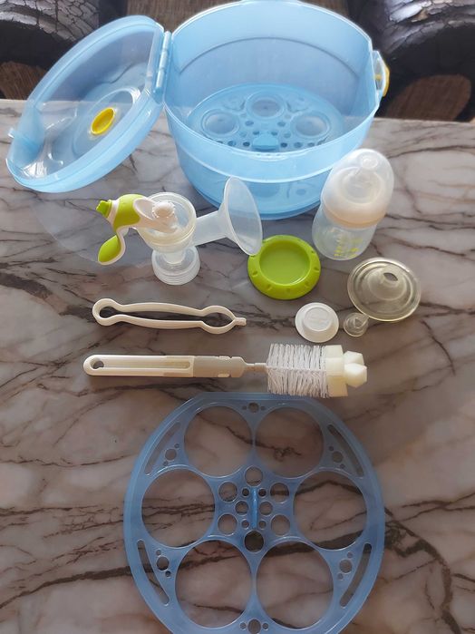 Помпа за кърма и стелилизатор за шишета!