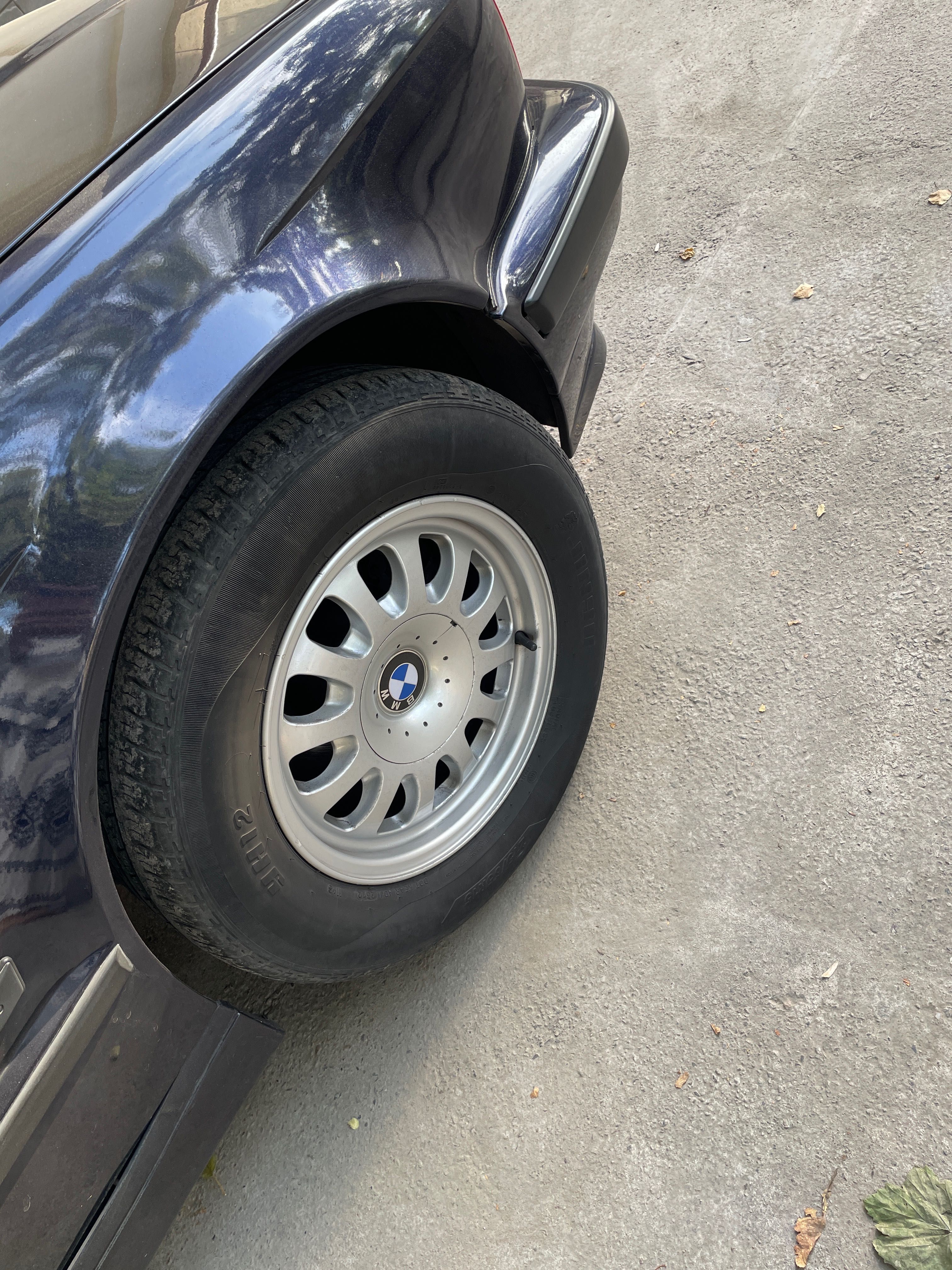 4 ta BMW e39 r 15 diska  balonlari bilan