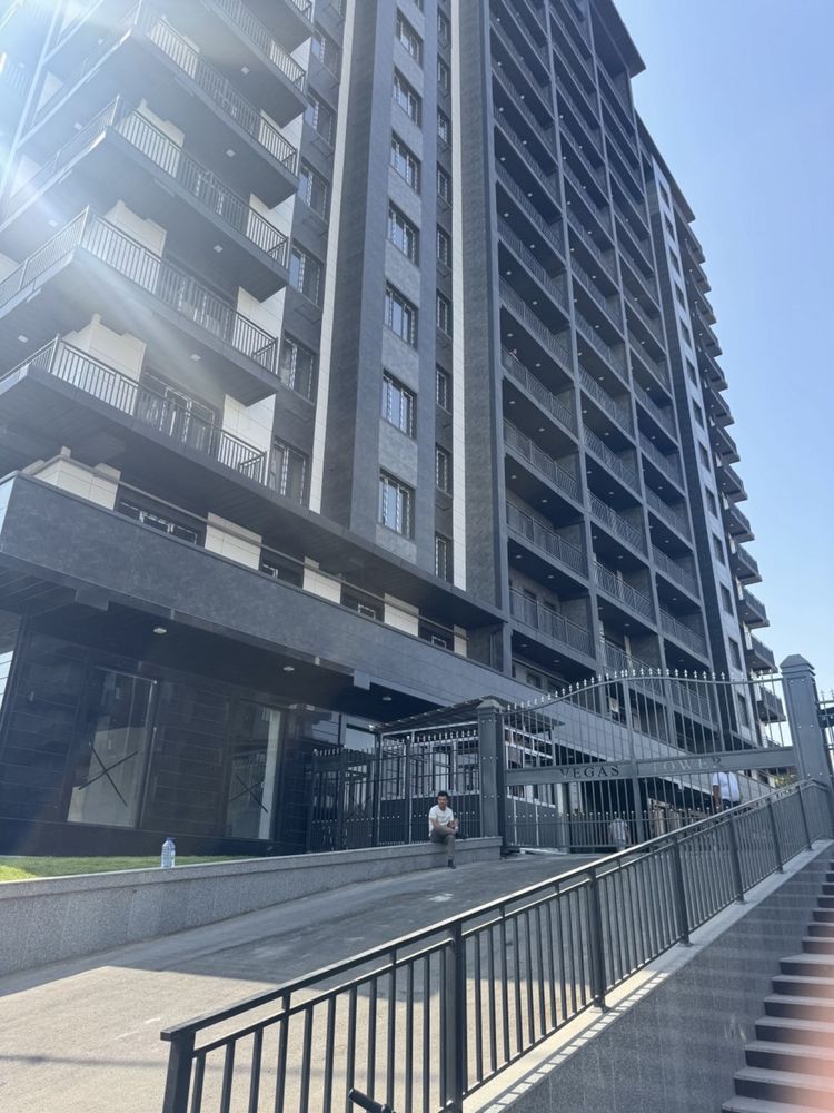 Продаётся квартира VEGAS TOWER