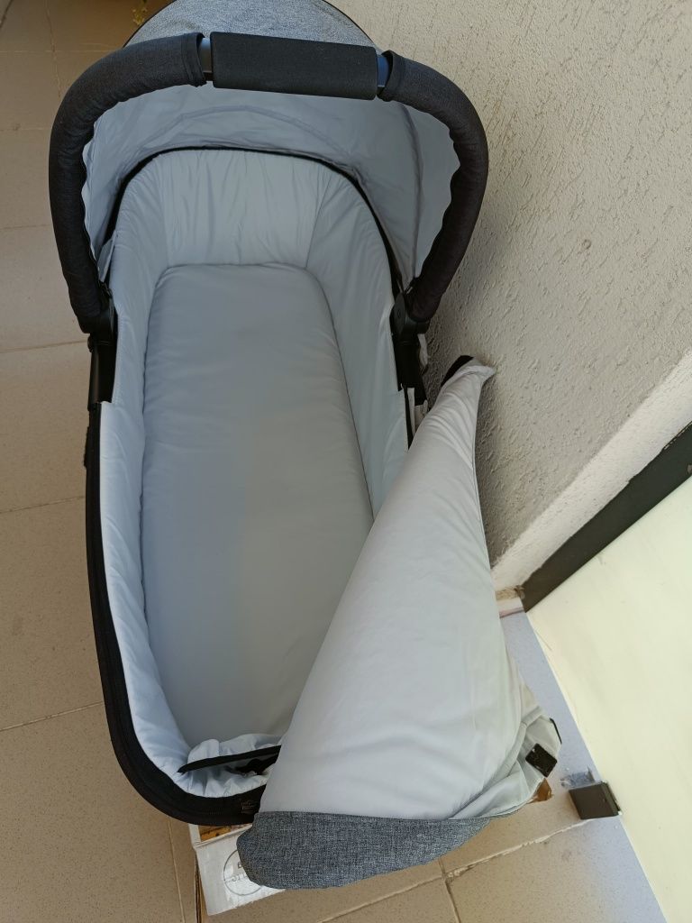 Vand carucior Joie Chrome 3 in 1