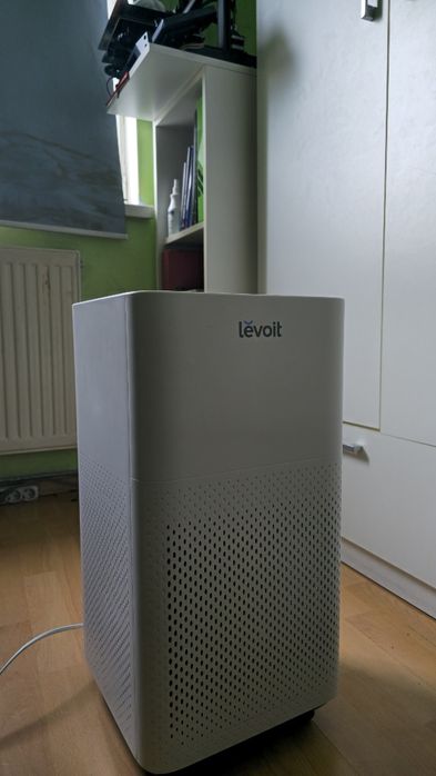 Purificator de aer lĕvoit LV-H135 stare EXCELENTA