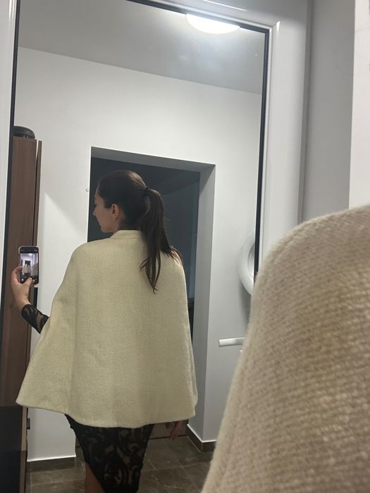Пончо/палто Zara