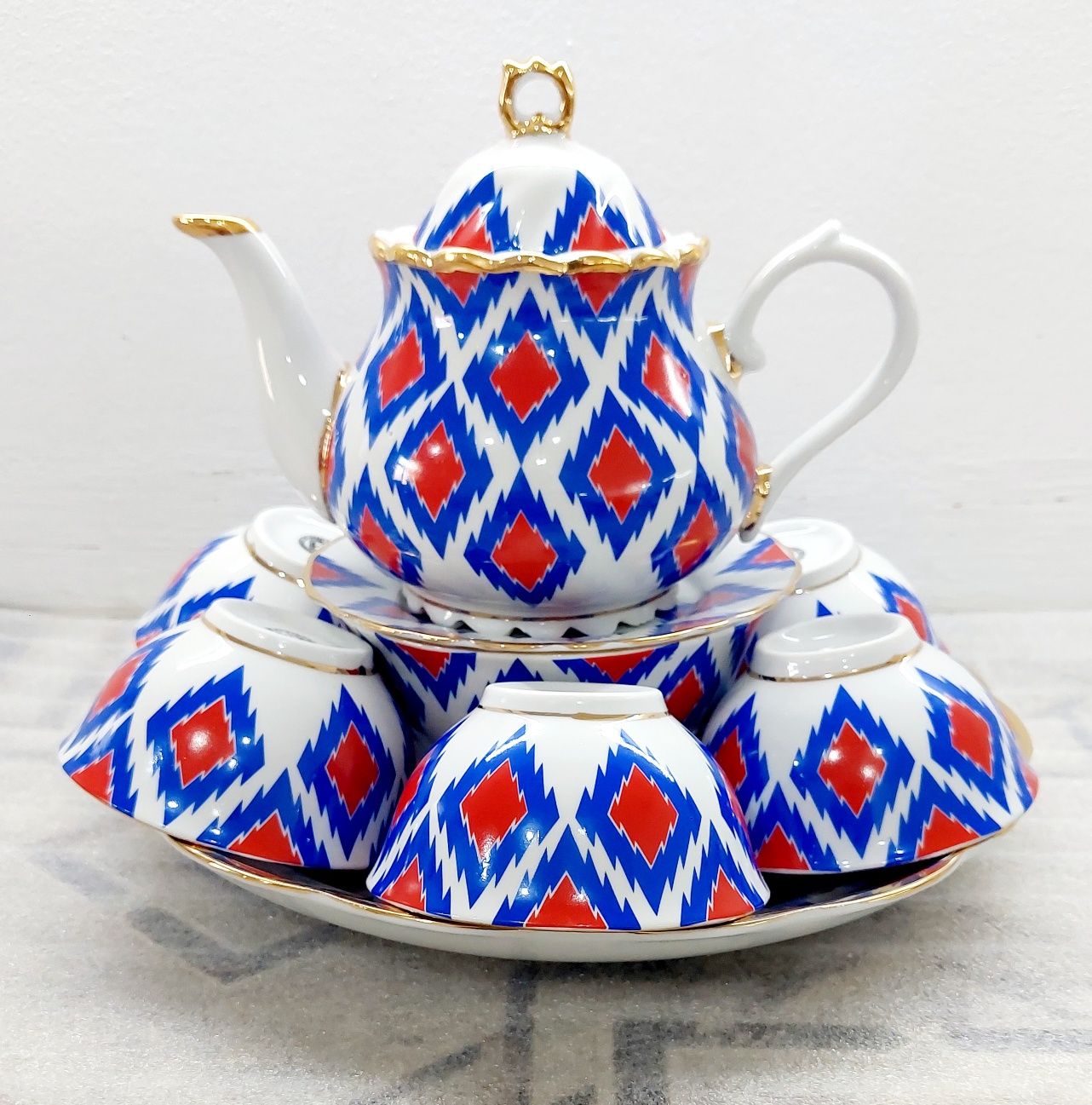 Тилла зарли янги коринишдаги махсулотларимиз