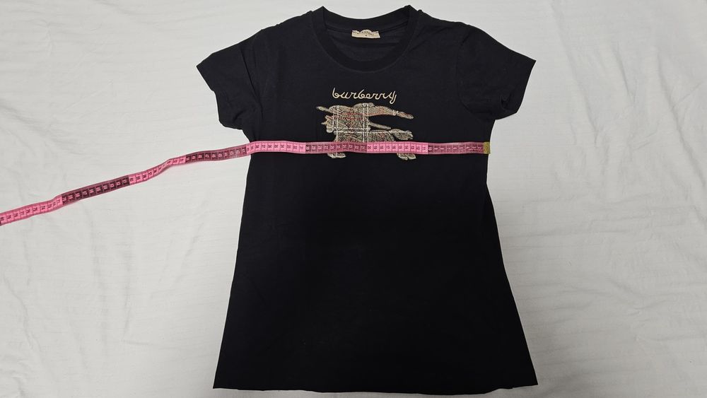 Tricouri de dama si barbati diferite mărimi si culori