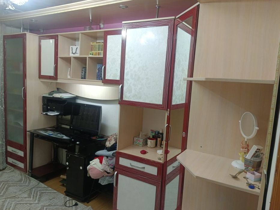 Продам домашнию мебель