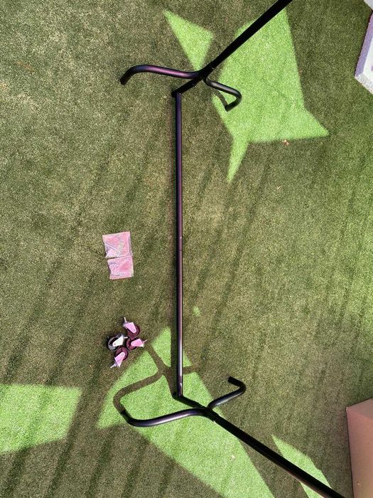 Suport pentru haine, metal, cu roti (6 ft)