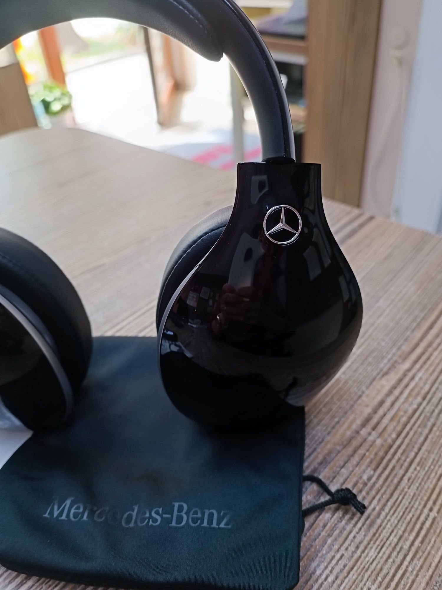 Bluetooth слушалки Mercedes Benz