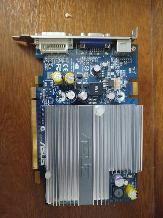 Видеокарта ASUS GeForce 7600GS Silent 256MB