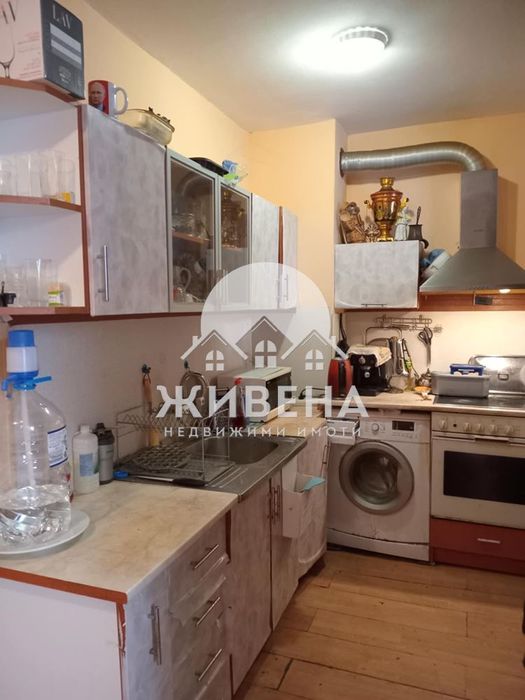 Продавам 4-стаен апартамент, Погребите, 90 кв.м