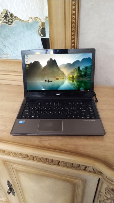 Компактный лёгкий ноутбук Acer