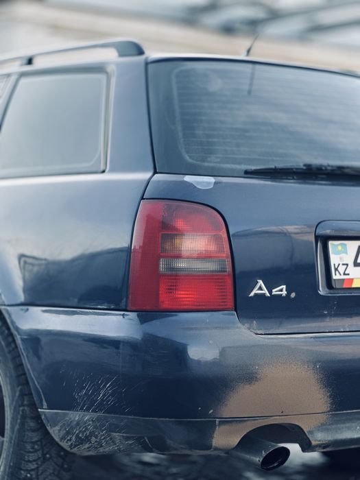 Ауди А4 сатыладц